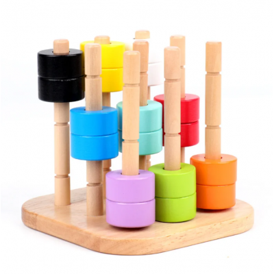 Joc de constructie din perspectiva 2D 3D prin potrivire culori